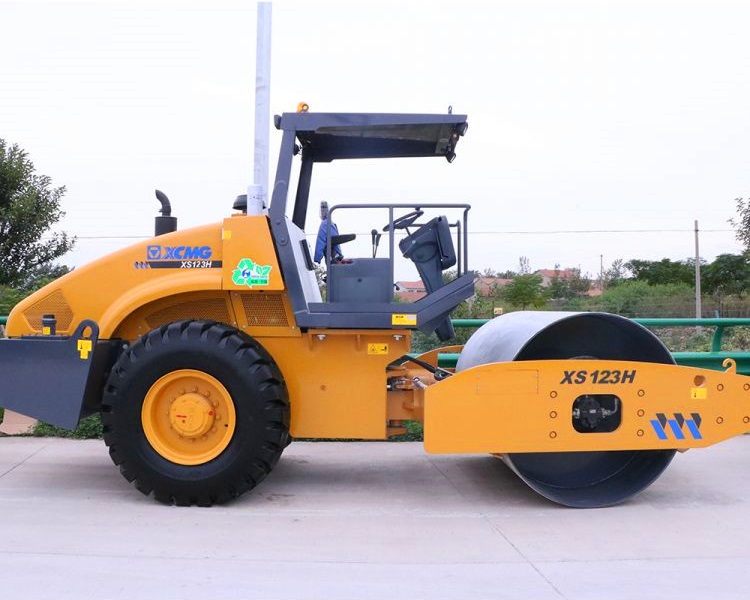 XCMG official XS123H 12 ton new vibratory roller compactor price